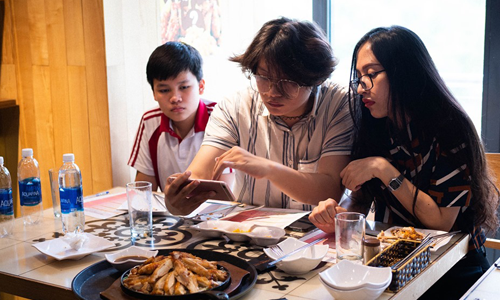 DON CHICKEN TRUY TÌM ĐẦU BẾP TÀI BA (2019)